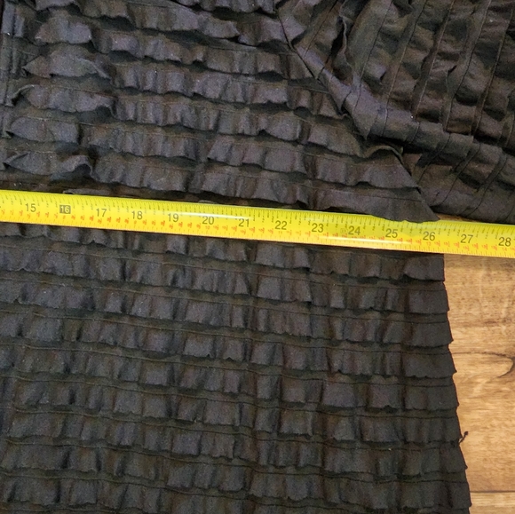 Autonomy Black Ruffled Jacket - Picture 5 of 6